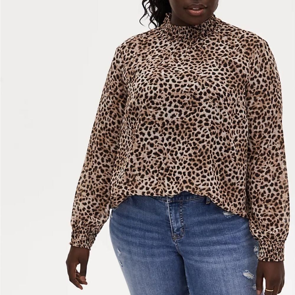 Torrid Womens Sheer Cheetah Print Top Sz 1X Smocked Long Sleeve Safari Mob Wife